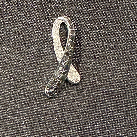 Lab Created Black Diamond Twist Pendant - Picture 3 of 5